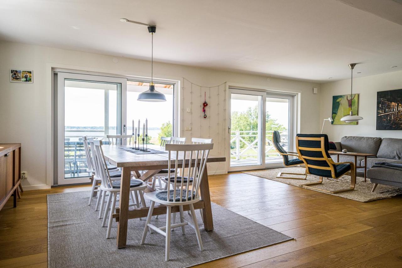 Exclusive Tranquil Villa By The Sea, Boat Available Drottningskär Exterior photo