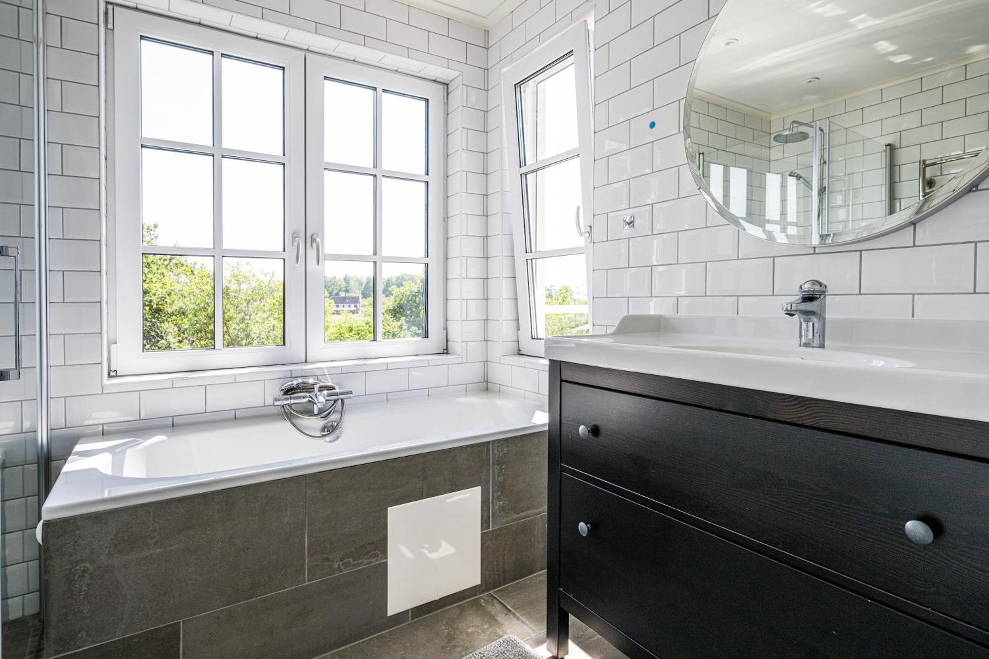 Exclusive Tranquil Villa By The Sea, Boat Available Drottningskär Exterior photo