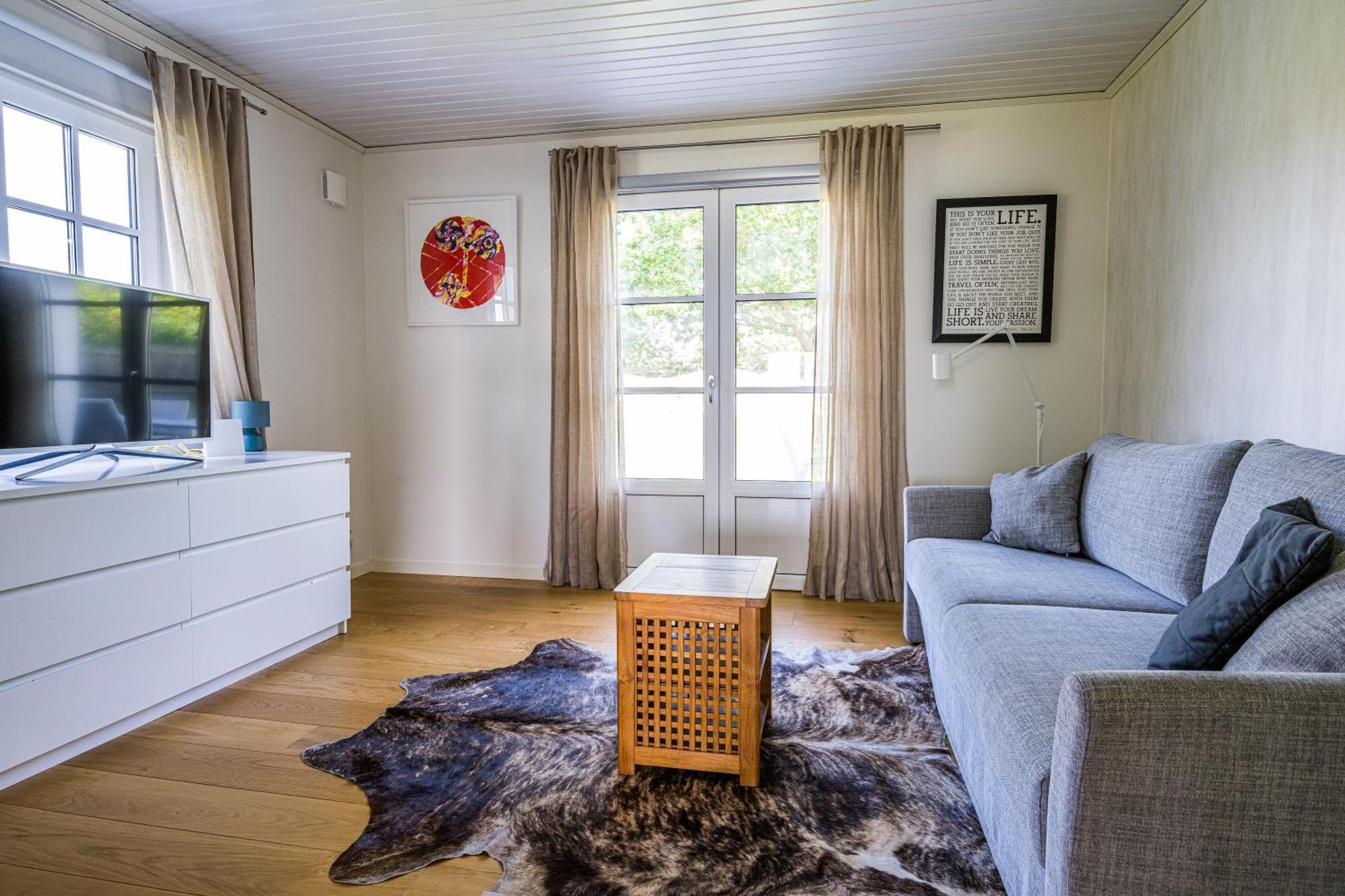 Exclusive Tranquil Villa By The Sea, Boat Available Drottningskär Exterior photo