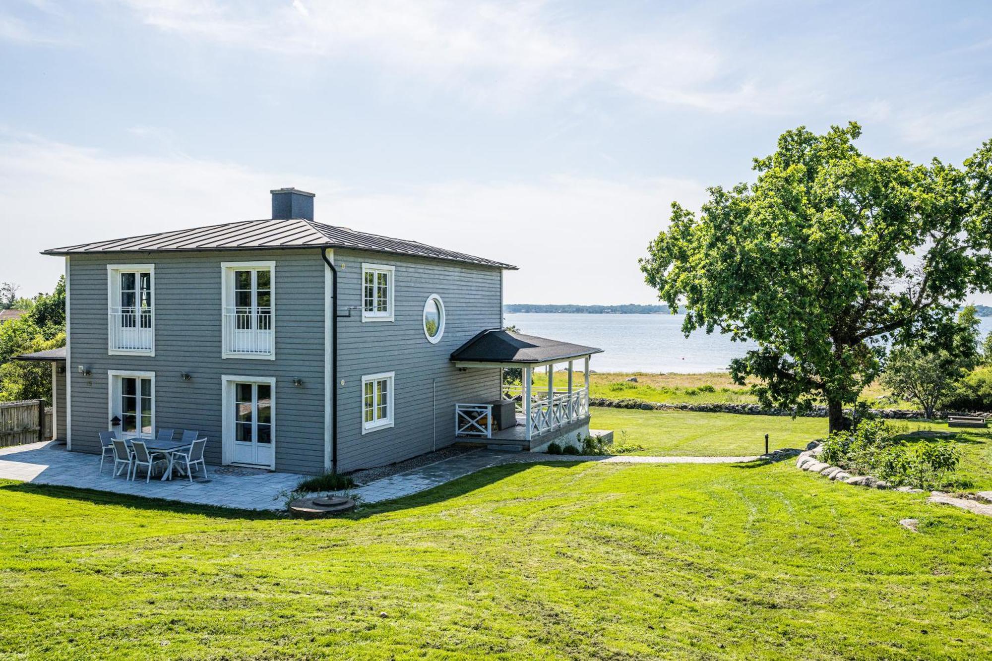 Exclusive Tranquil Villa By The Sea, Boat Available Drottningskär Exterior photo